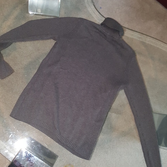 LEO..NIce heavyweight TURTLENECK sweater - Picture 2 of 7